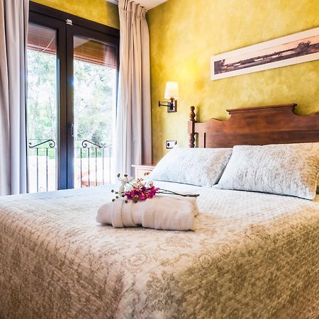 Hotel Dona Manuela Daimiel Kültér fotó