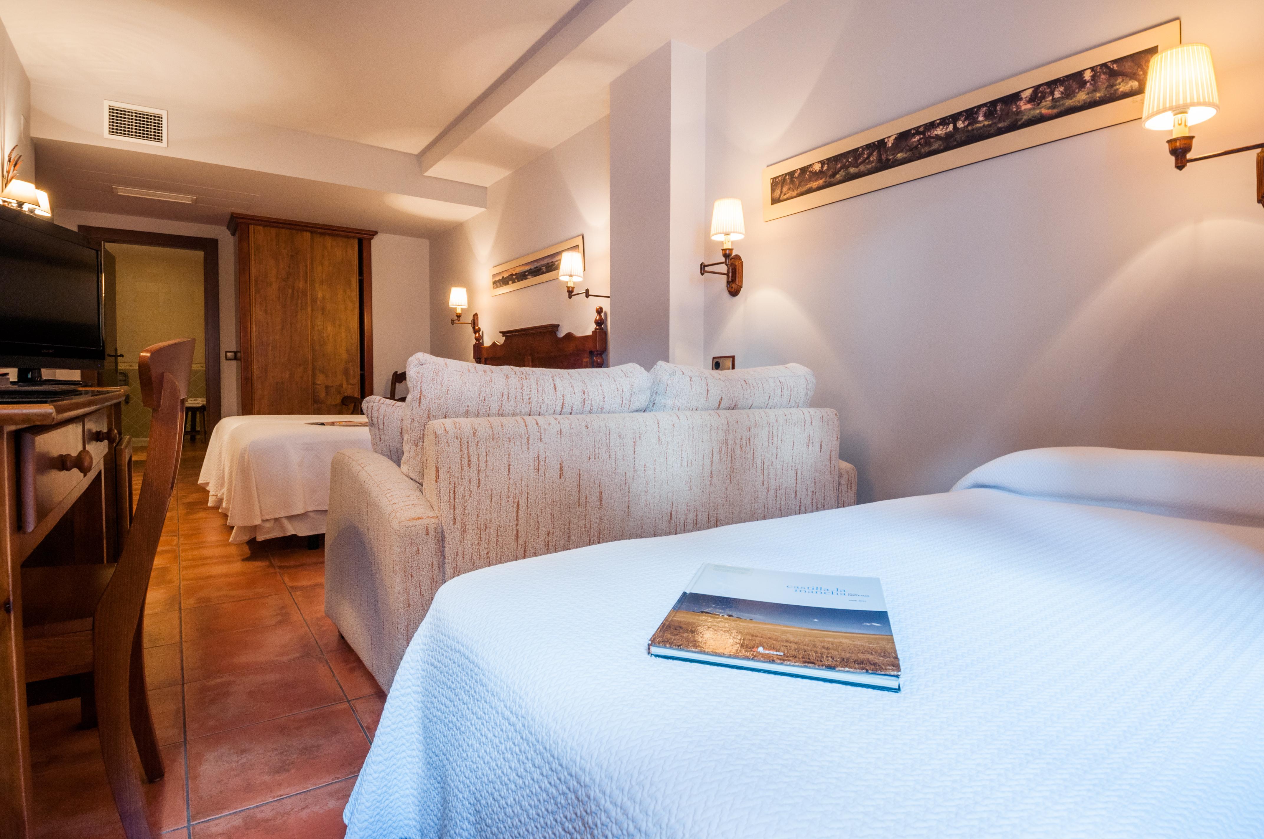 Hotel Dona Manuela Daimiel Kültér fotó